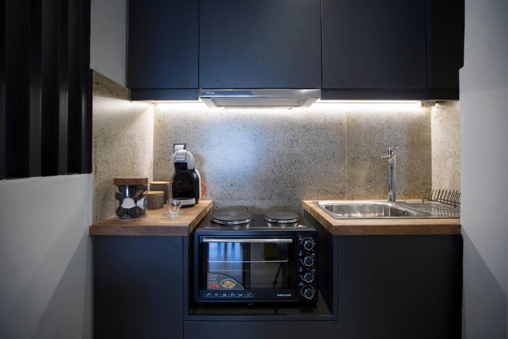City Center Modern Renovated Apartment Ateny Zewnętrze zdjęcie